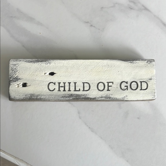 Child of God Rustic Wall Sign - White and Gray - Picture 1 of 3